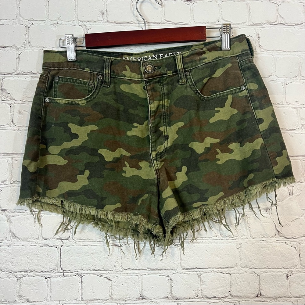 American Eagle Outfitters Camo Frayed Hem Jean Shorts - Green/Brown